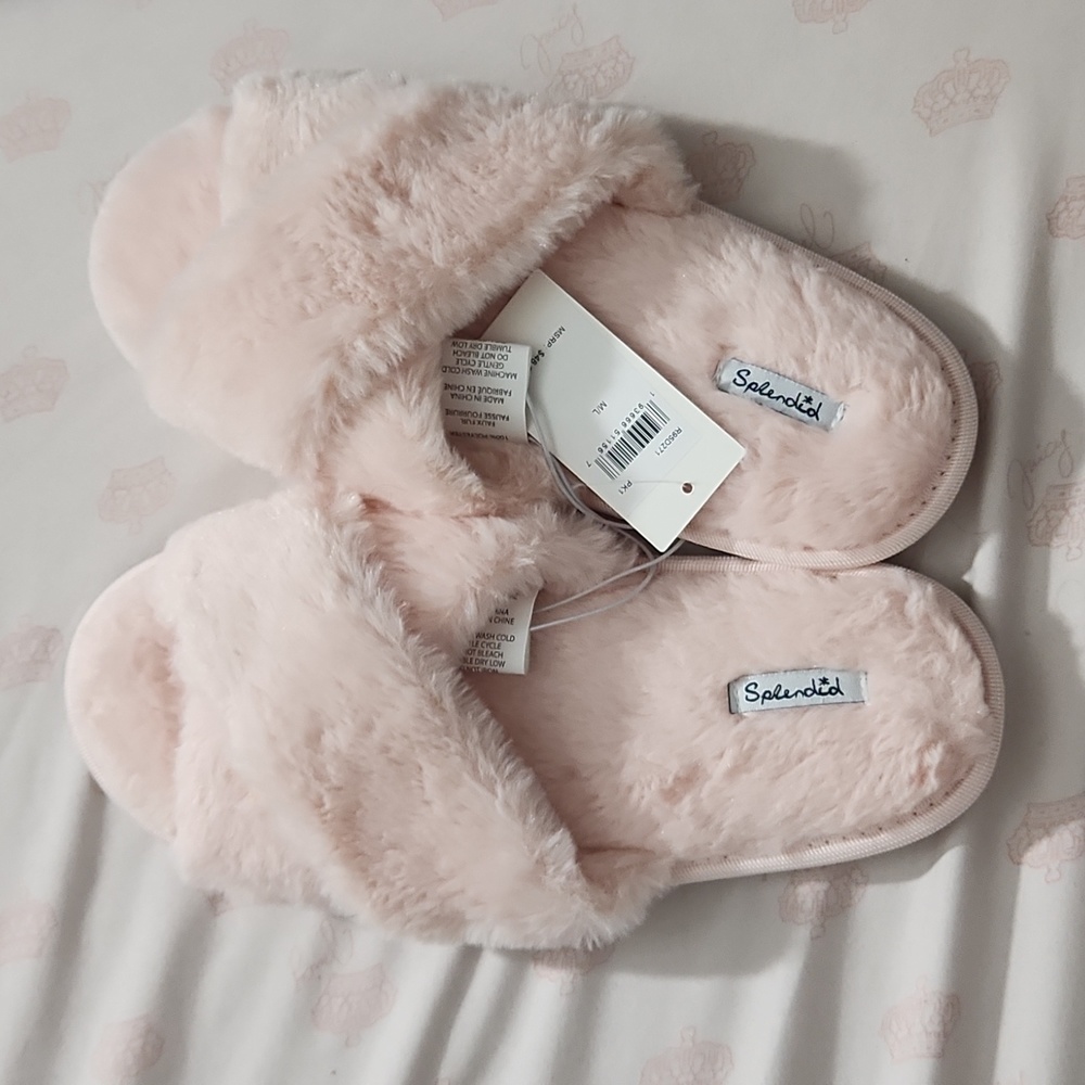 Fuzzy home slippers
